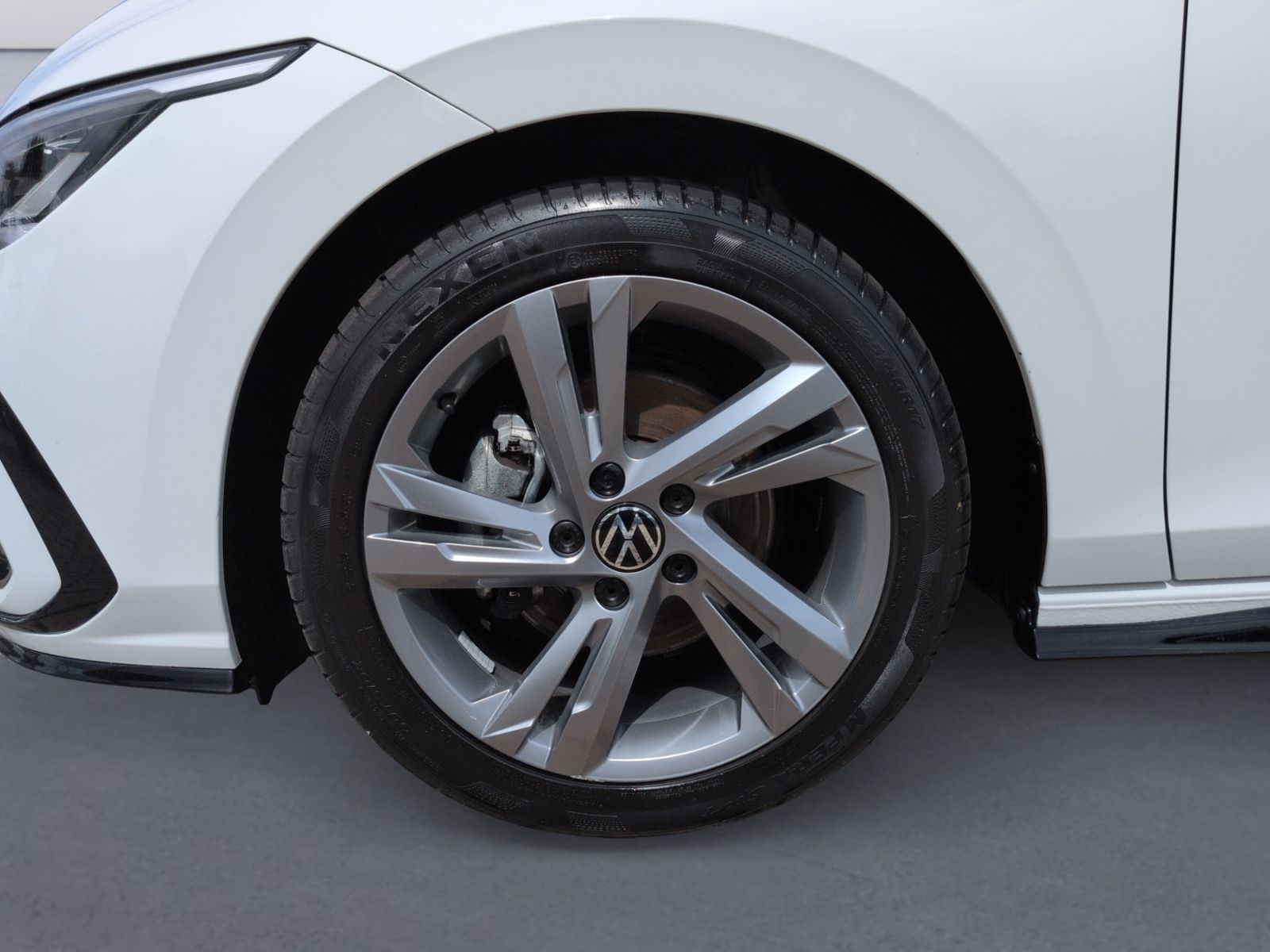 Golf VIII 1.5TSI DSG R-Line NAVI+SHZ+CLIMATRONIC