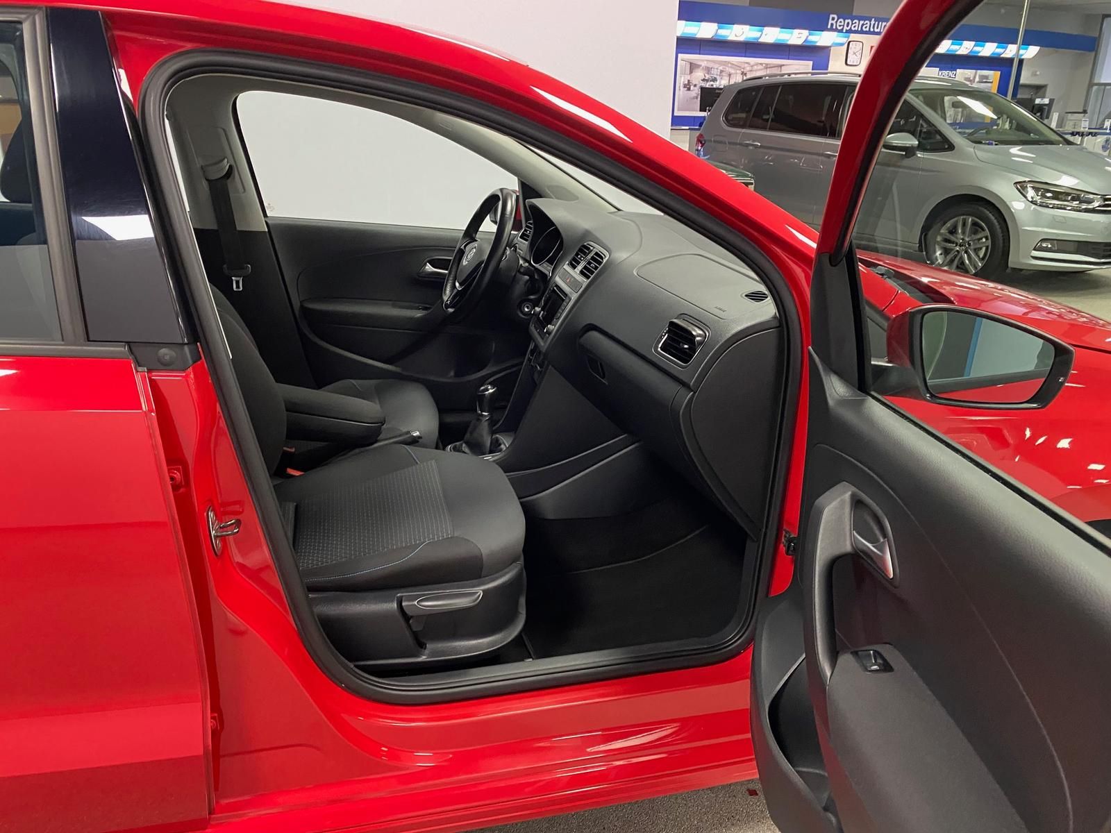 Fahrzeugabbildung Volkswagen Polo 1.0 TSI Trendline BlueMotion SITZHEIZ+ALU