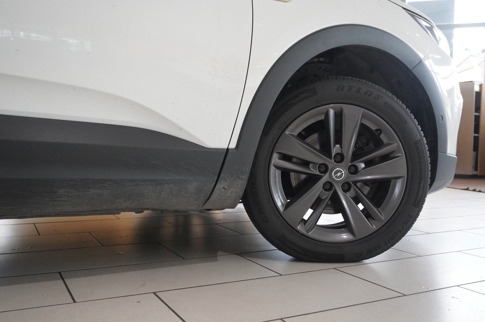 Fahrzeugabbildung Opel Grandland (X) 1.5D DESIGN  NAVI/LED/AHK/SHZ/ALU