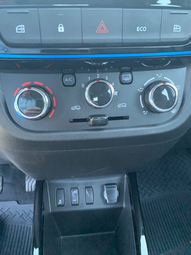 Fahrzeugabbildung Dacia Spring Business