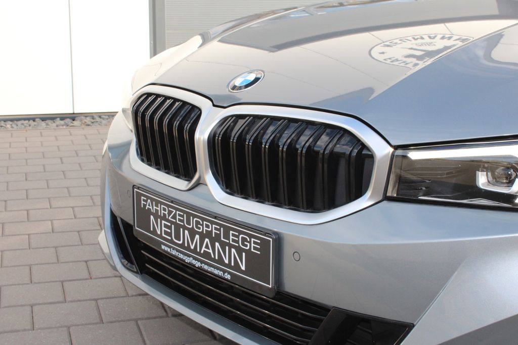 BMW 320 d xDrive Touring NAVI SHZ LED PDC AUT LIVE