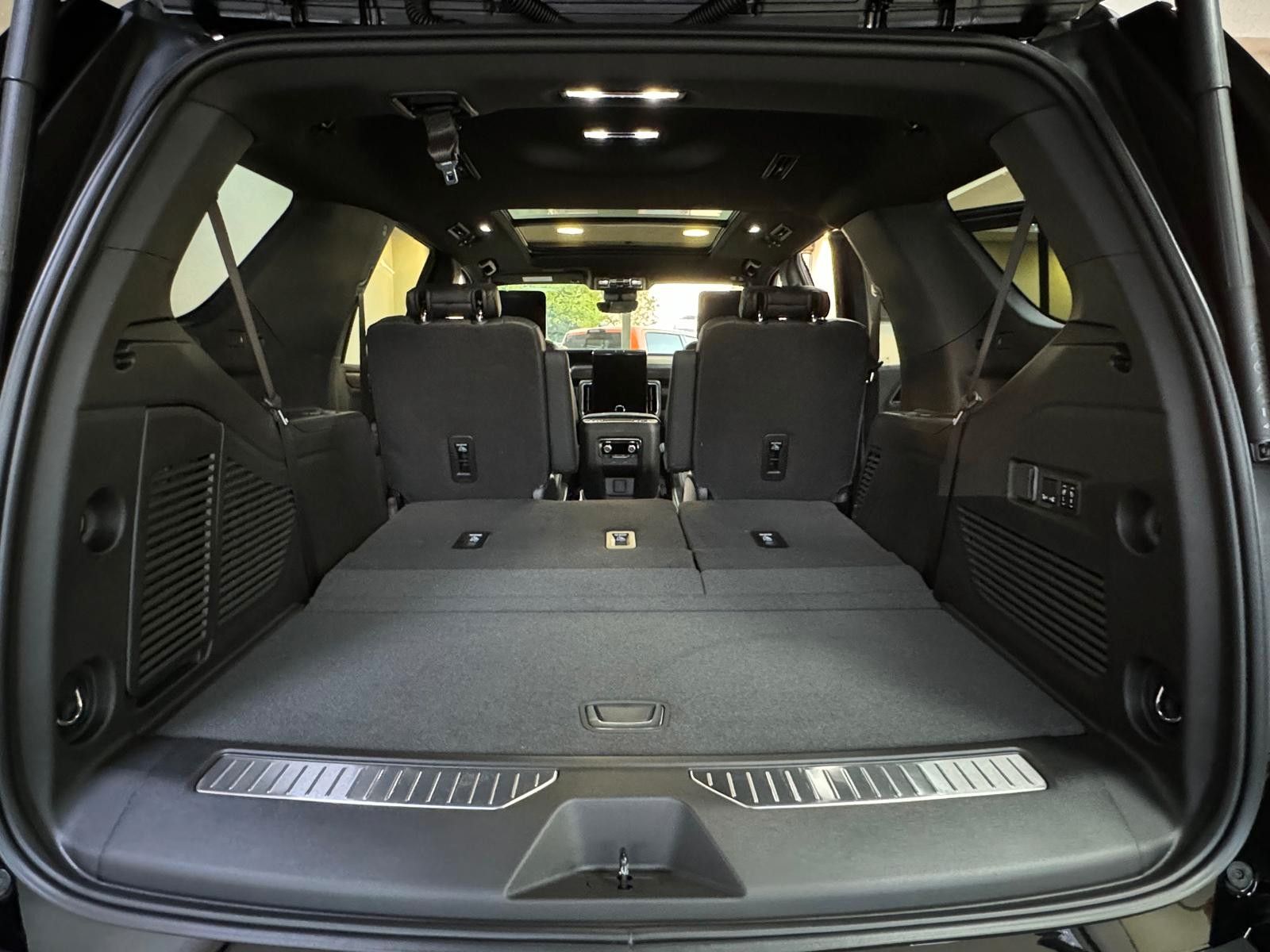 Fahrzeugabbildung GMC YUKON DENALI 2026-24" RÄDER, ENTERTAINMENT