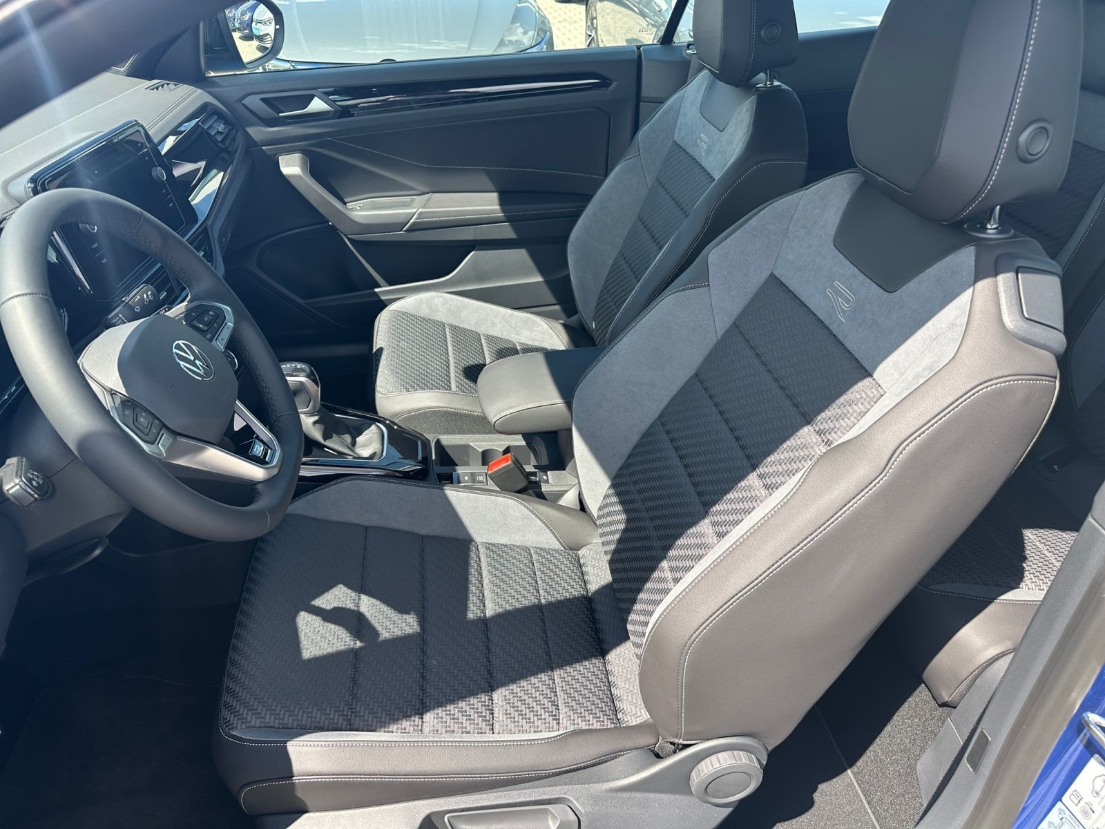 Volkswagen T-Roc - Bild 7