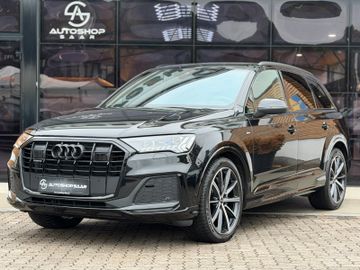 Audi Q7 - 1