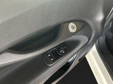 Fiat 500e 23,8 kWh RED KAMERA NAVI SHZ PDC TOTWINKEL