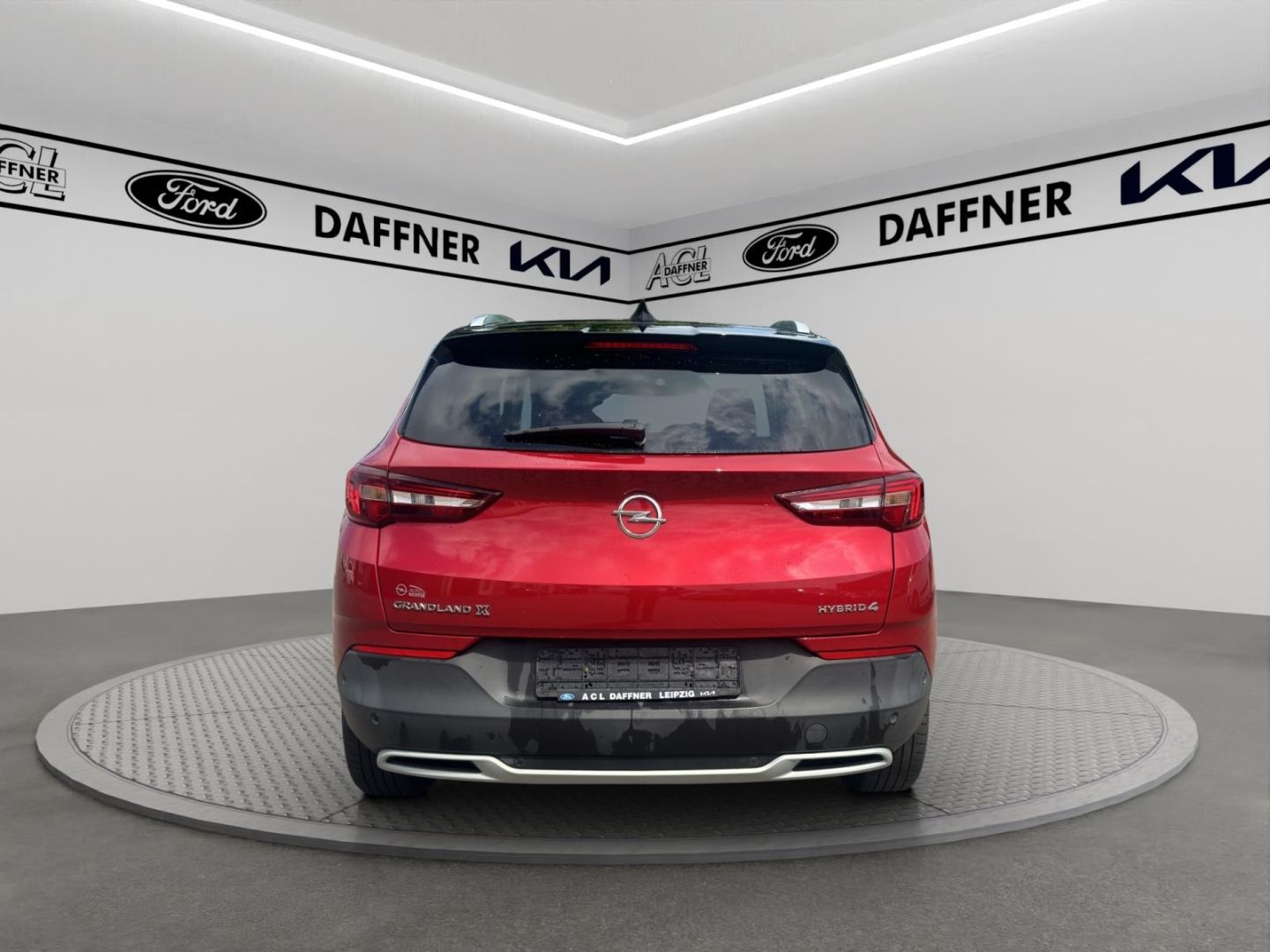 Fahrzeugabbildung Opel Grandland Ultimate Plug-in-Hybrid 4