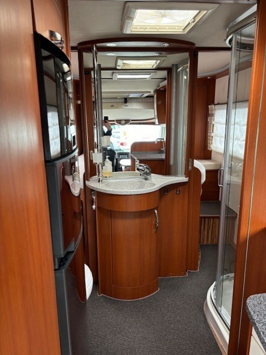 Fahrzeugabbildung Frankia Luxury Class 7900 Solar,SAT,Hubstützen,Dachklima