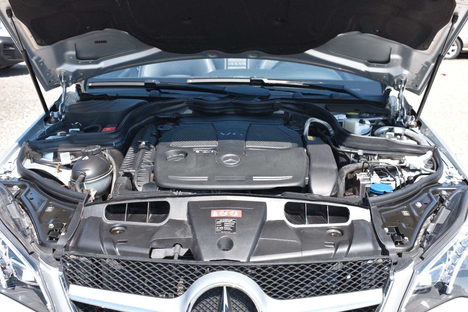 Fahrzeugabbildung Mercedes-Benz E 350 Cabrio /AMG Line /Harman Kardon/LED/Kamera
