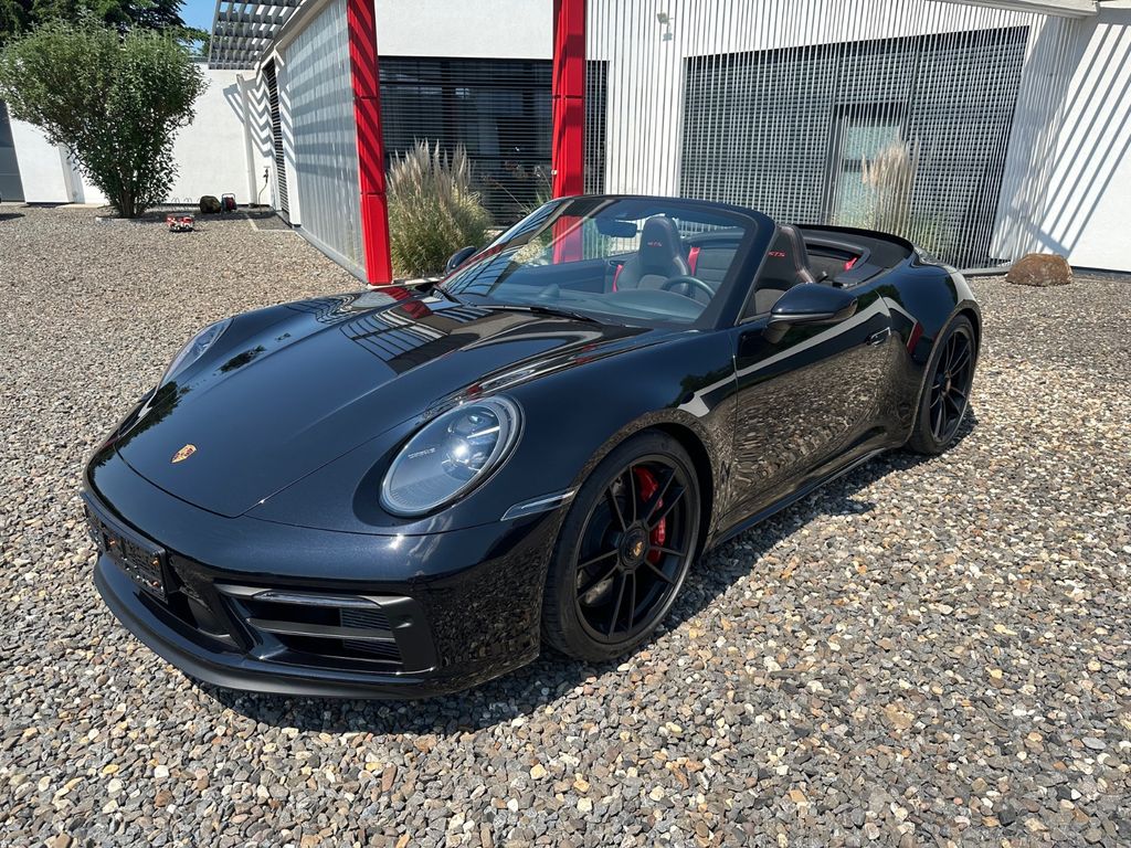 Porsche 992