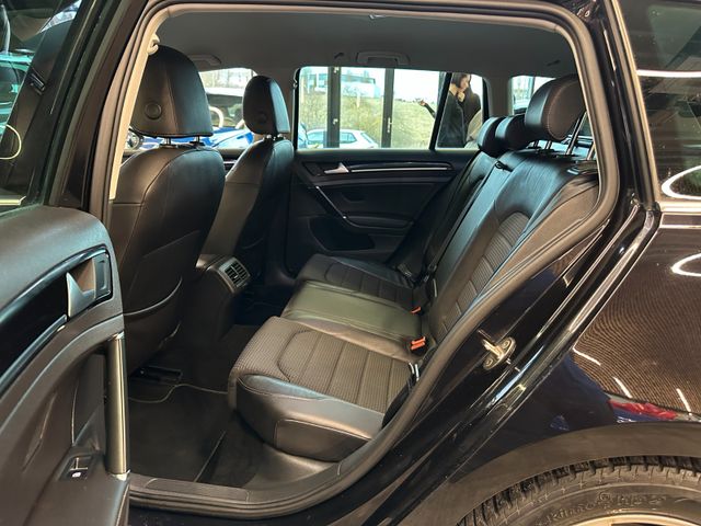 MYAUTOCENTER – Gebraucht- und Jahreswagen mit Werkstattservice in Pfaffenhofen Volkswagen Golf VII Variant Highline BMT *R Line*Navi*Xenon