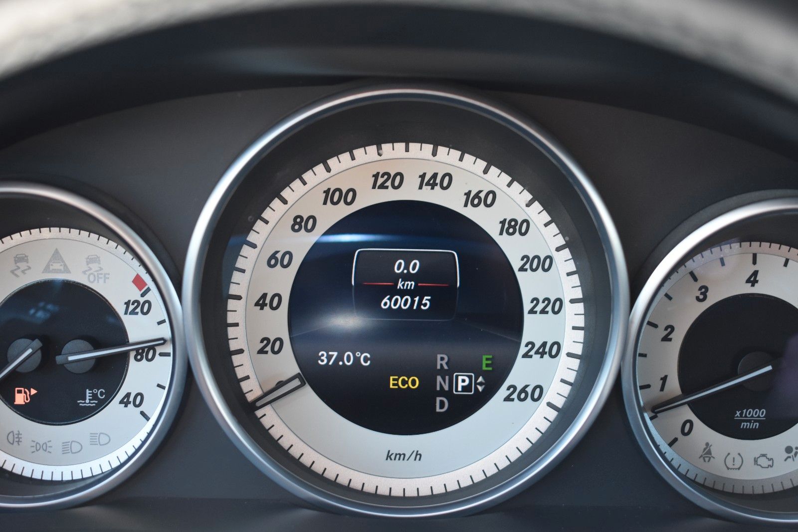 Fahrzeugabbildung Mercedes-Benz E 350 Cabrio /AMG Line /Harman Kardon/LED/Kamera