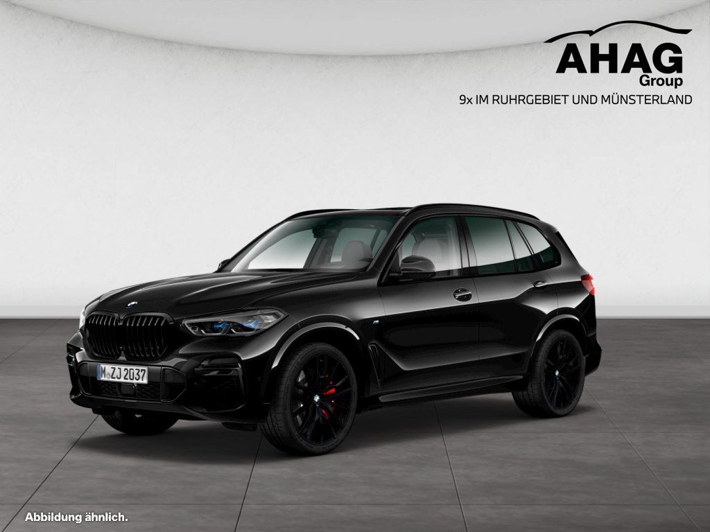 BMW X5 M50i