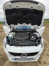 Volvo V40 D3 Geartronic Momentum 150PS *AUTOM*LED*NAVI - Volvo V40 in Köln