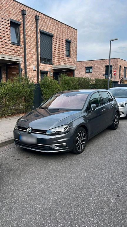 Image of Volkswagen Golf