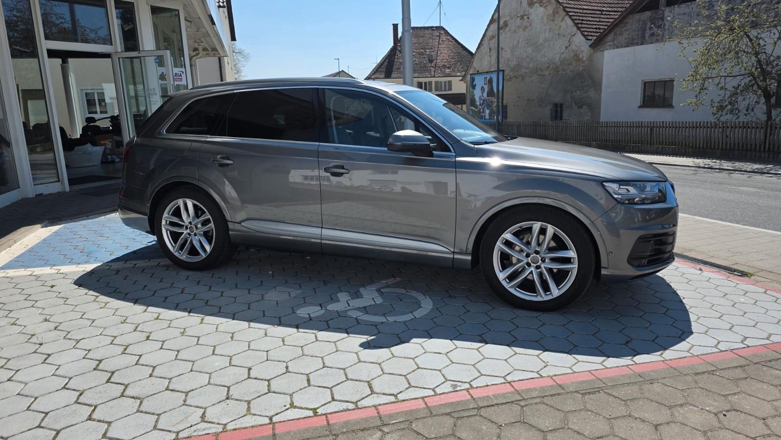 Audi Q7 3.0 TDI quattro tiptronic VOLL AUSSTATTUNG