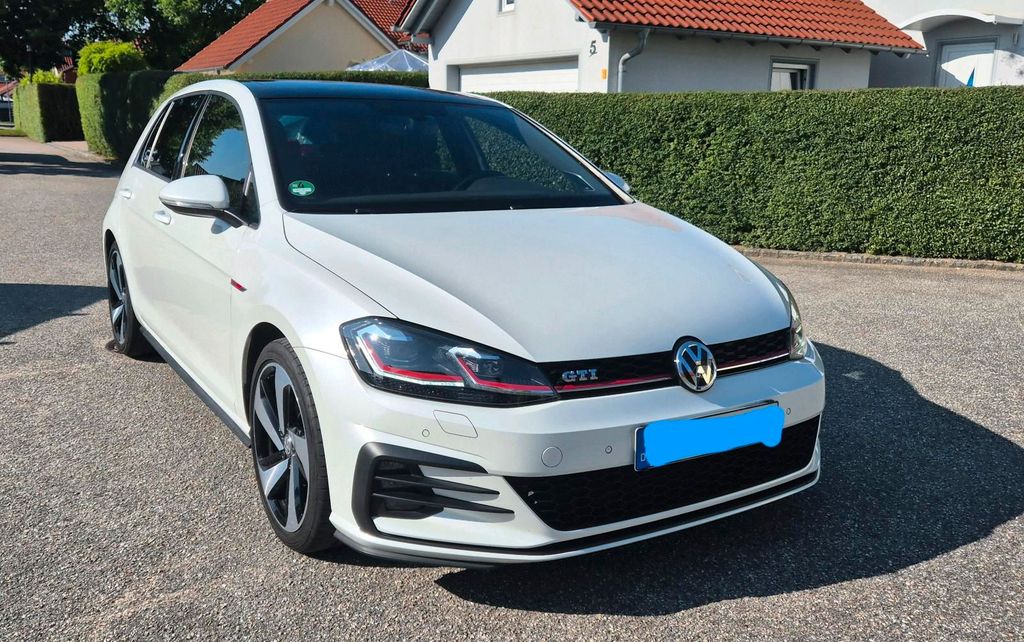 Image of Volkswagen Golf