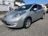 Nissan Leaf Tekna Battery Elektro Bj 2012 80 KW Zero Em - silberne Nissan Leaf