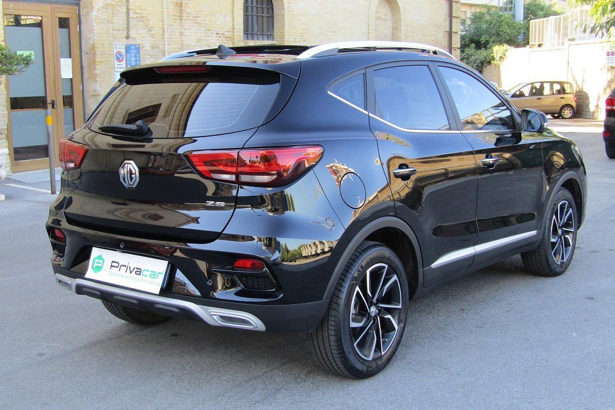 MG ZS