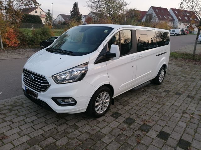 Ford Tourneo Custom L2 Titanium