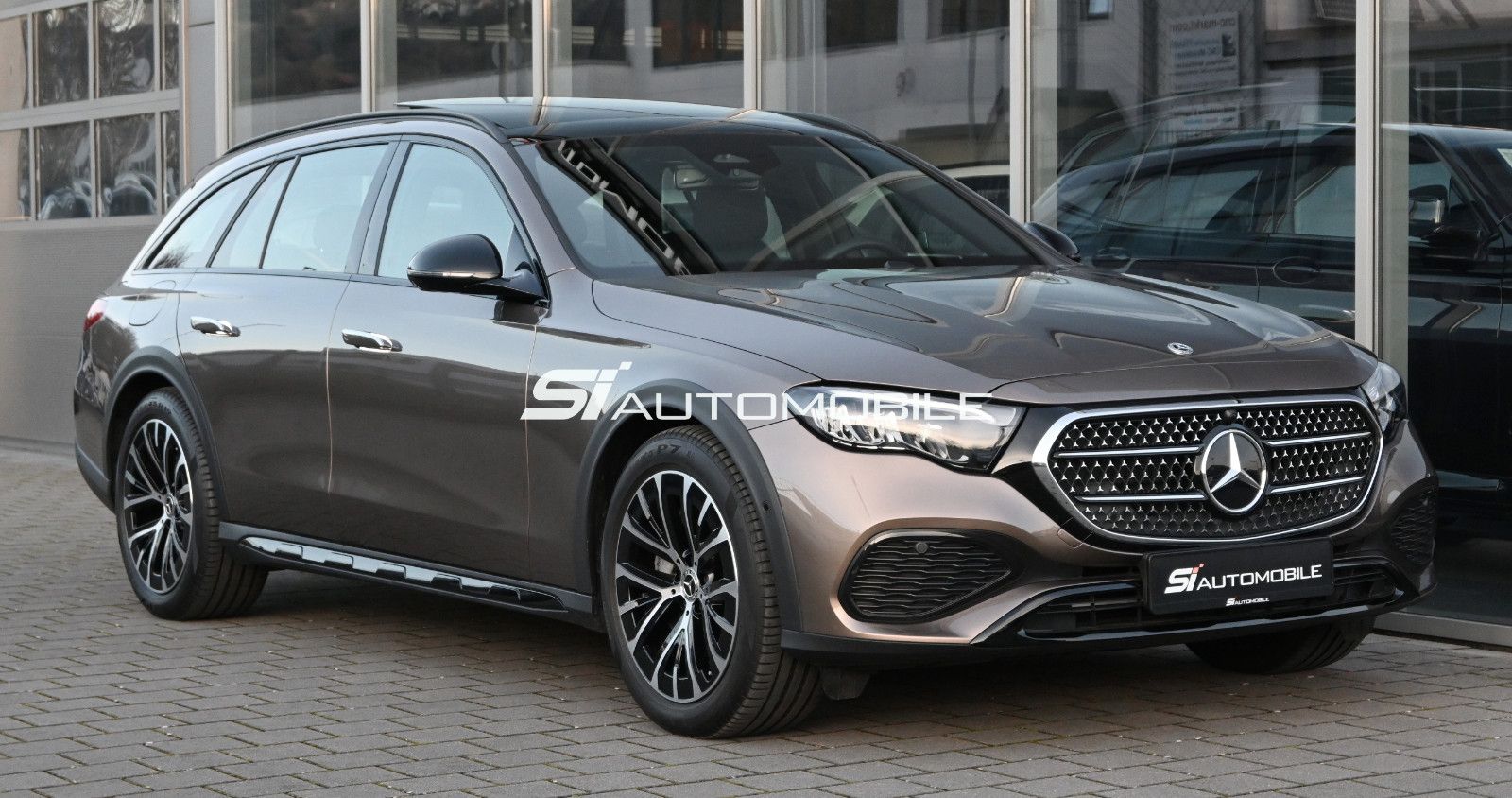 Fahrzeugabbildung Mercedes-Benz E 220 d 4M T All-Terrain °PANO°SITZKLIMA°STANDHZ