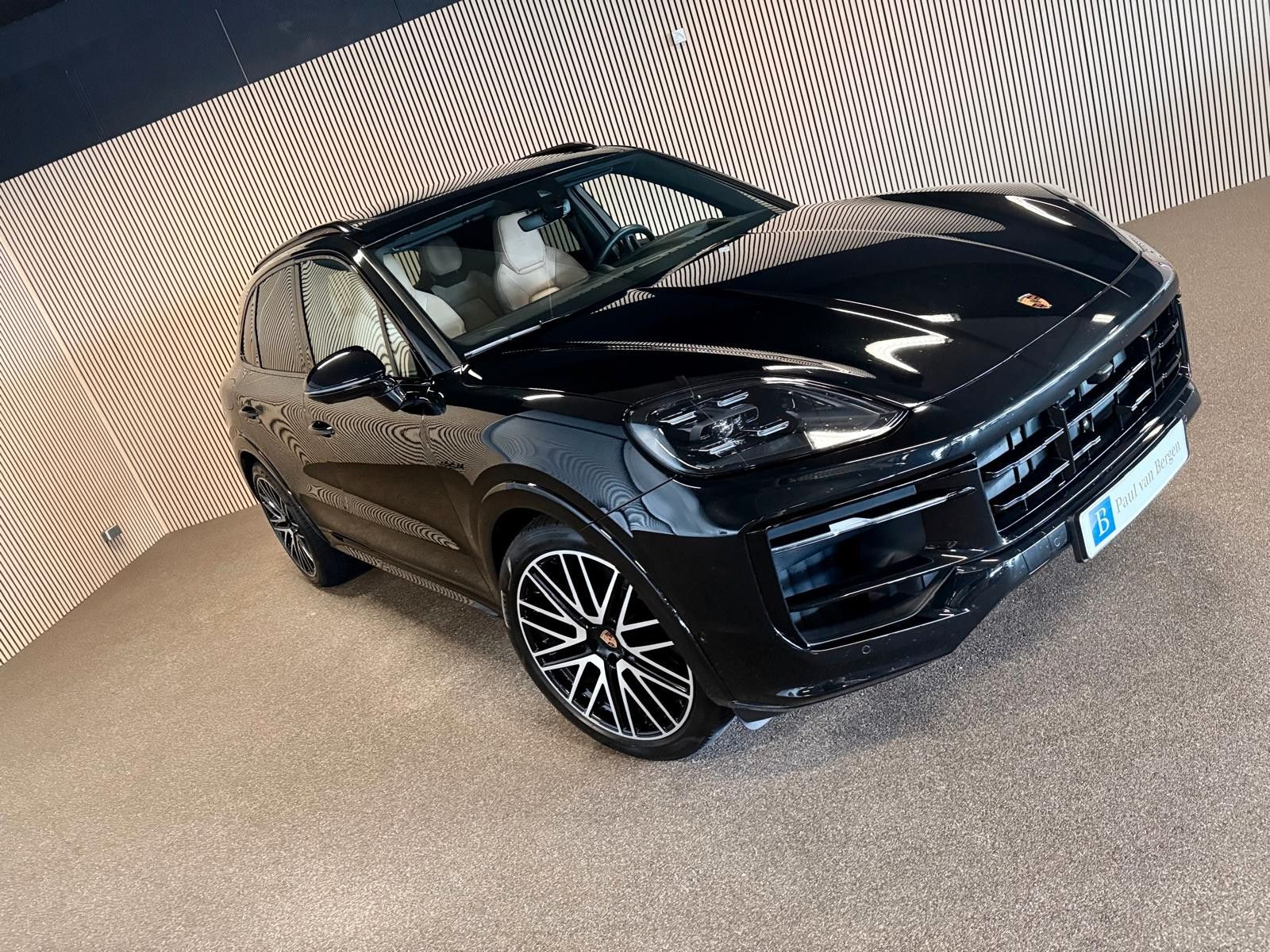 Porsche Cayenne 3.0E-Hybrid SPORT DESIGN-PANO-VOLL imagem 2