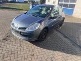 Renault Clio Expression 1.2 16V 55kW Expression - Renault Clio: Expression 16v