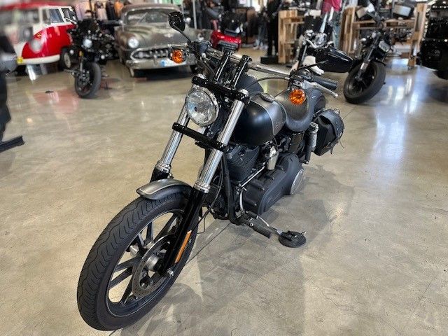 Fahrzeugabbildung Harley-Davidson FXDBB Stret Bob Spezial 103cui