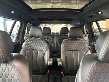 MYAUTOCENTER – Gebraucht- und Jahreswagen mit Werkstattservice in Pfaffenhofen BMW X7 *PANO(SKYLOUNGE)*HEADUP*6SITZER*5-ZONEN*VOLL*