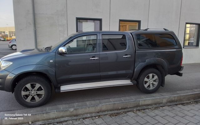 Toyota Hilux Double Cab Executive 4x4