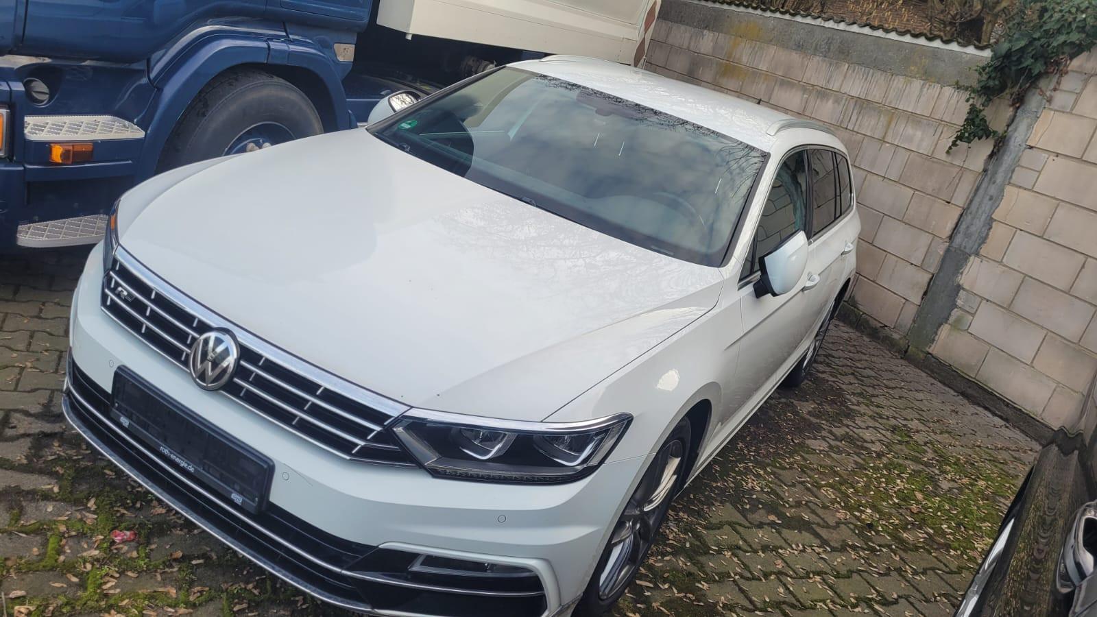 Volkswagen Passat Variant R-Line 2.0 TDI