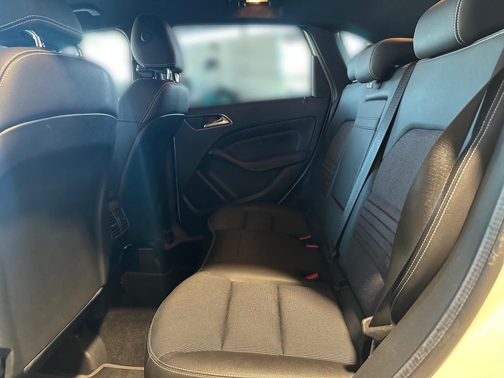 Fahrzeugabbildung Mercedes-Benz B 200 Night Navi SHZ LED KAM Totwink. RDK