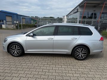 Volkswagen Golf - 11