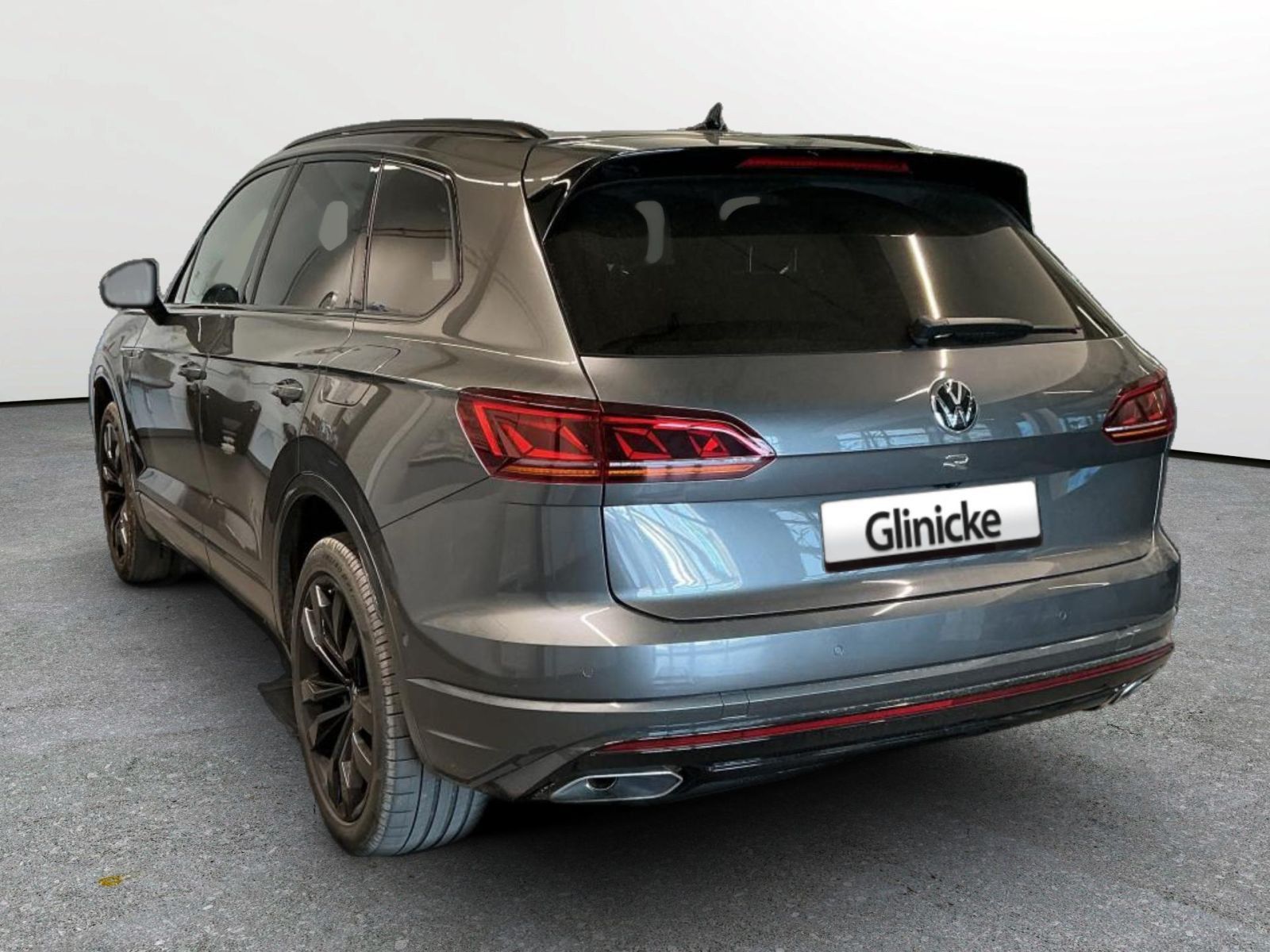 Volkswagen Touareg R 3.0 eHybrid DSG 4Motion AHK Pano Leder foto 2