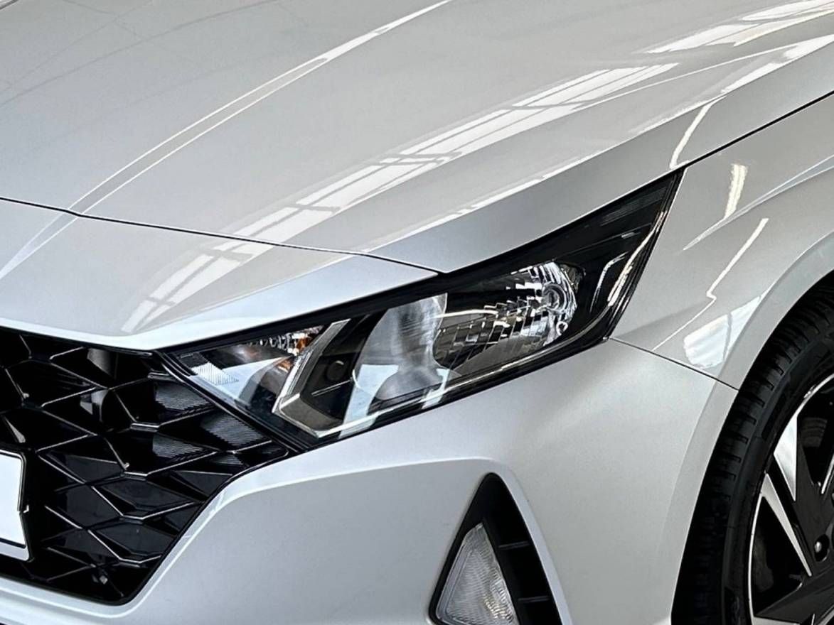Fahrzeugabbildung Hyundai New i20 Intro Edition