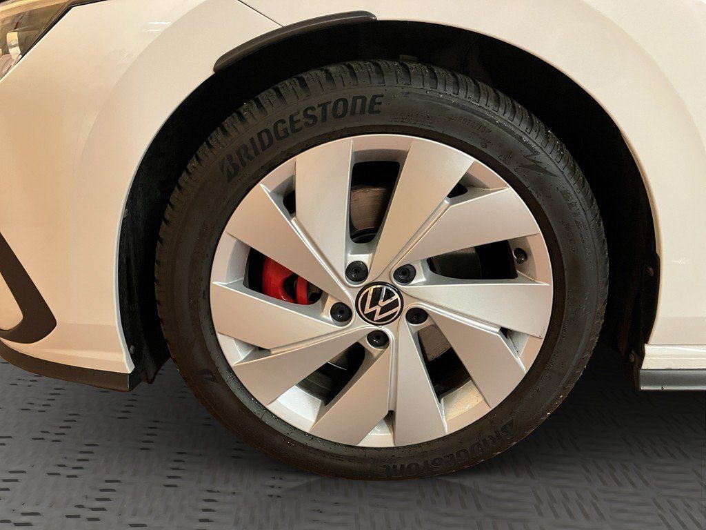 Volkswagen Golf VIII GTD 2.0 TDI DSG ACC Navi LED imagem 2