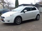 Fiat Grande Punto 1.4 8V Start  Motor  Getriebe TOP - - Fiat Grande Punto Start mit Benzin-Antrieb