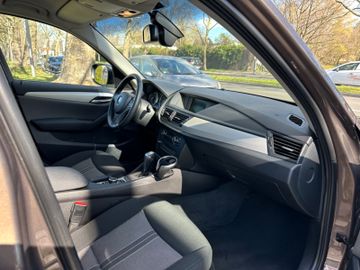 Fahrzeugabbildung BMW X1 18i sDrive X-Line*Kamera*Bi-Xenon*Tempomat*