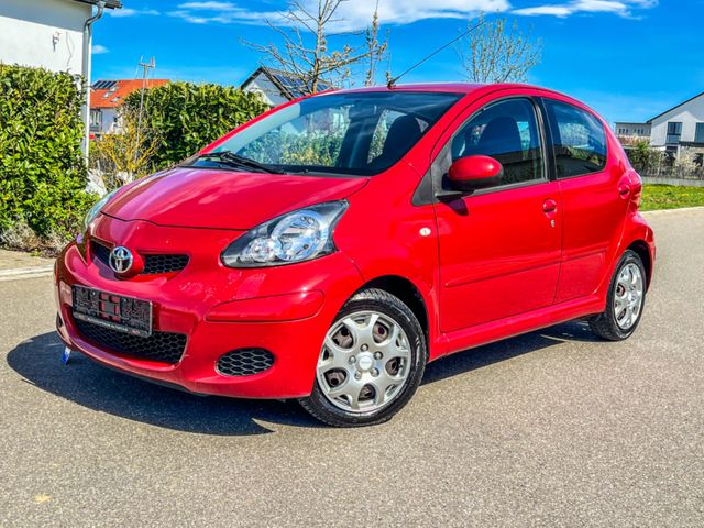 Toyota Aygo AYGO CoolRed*KLIMA*75TKM*ISOFIX*TÜV NEU*2HD