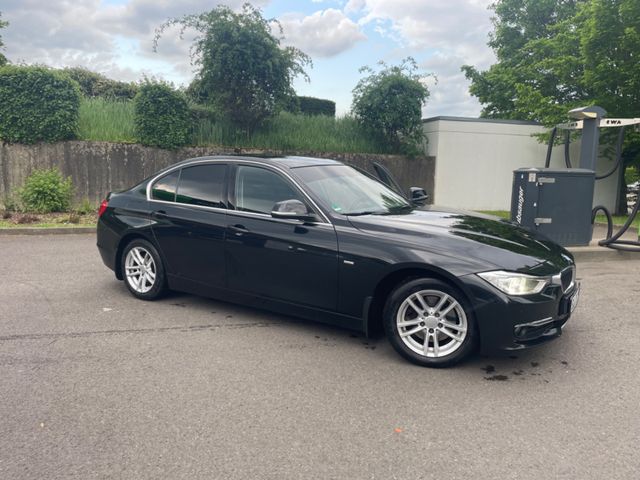 BMW 320d Luxury Line Luxury Line