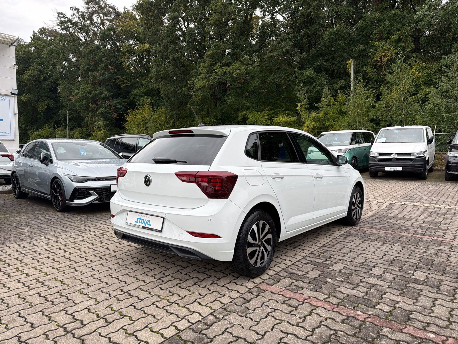 Polo Active TSi App Connect PDC v+h Sitzh. Activ