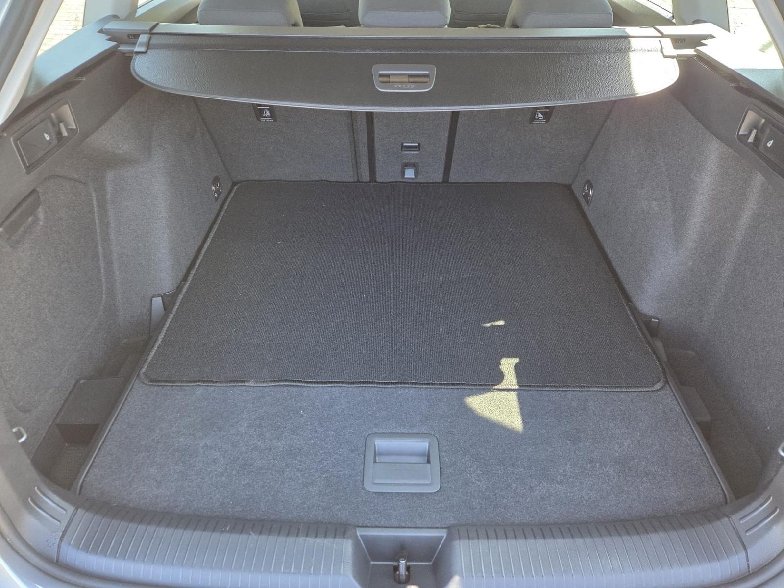 Volkswagen Golf VIII 1.5 TSI Move OPF (EURO 6d), миниатюра 10