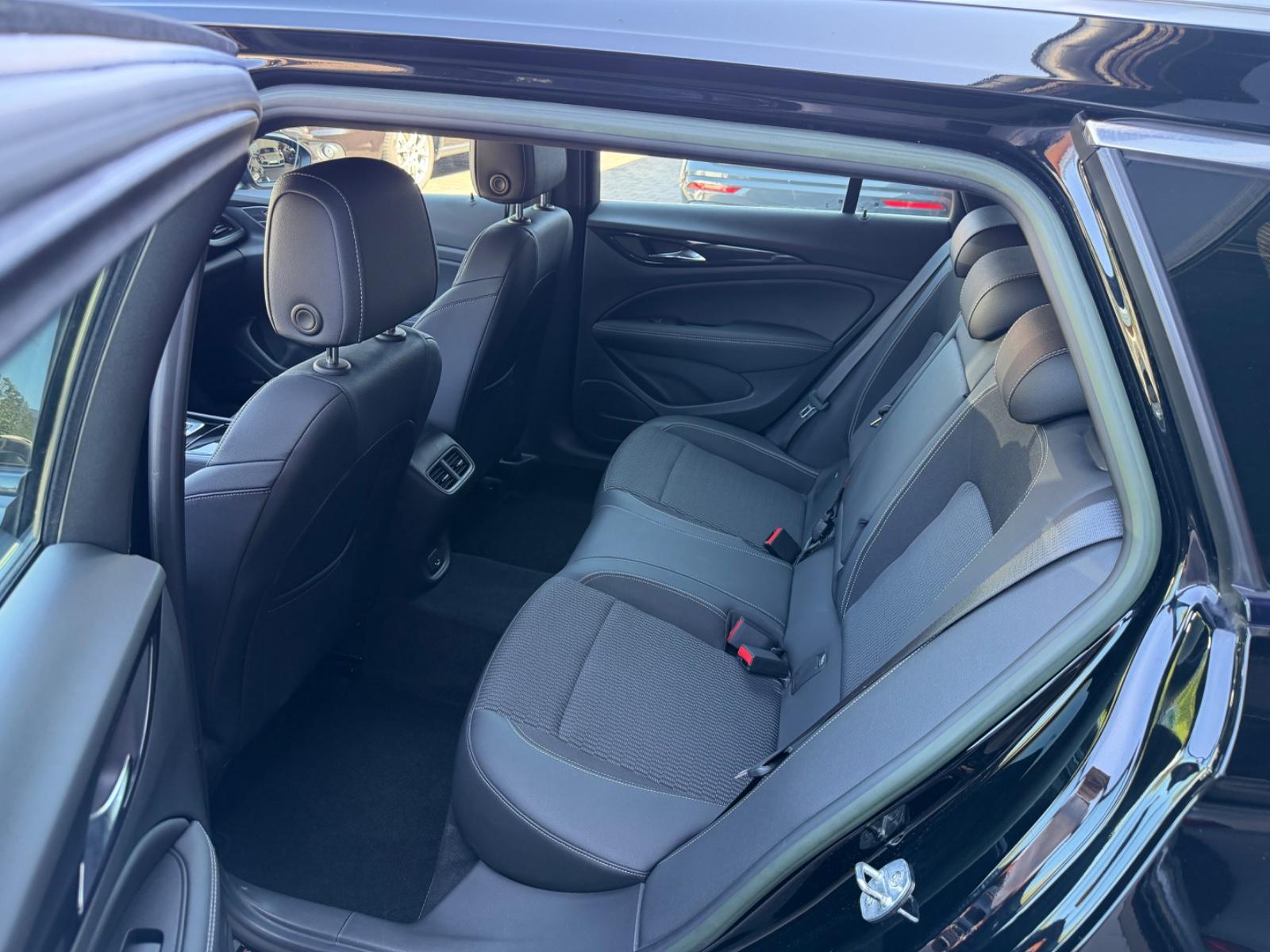 Opel Insignia B Sports Tourer Elegance