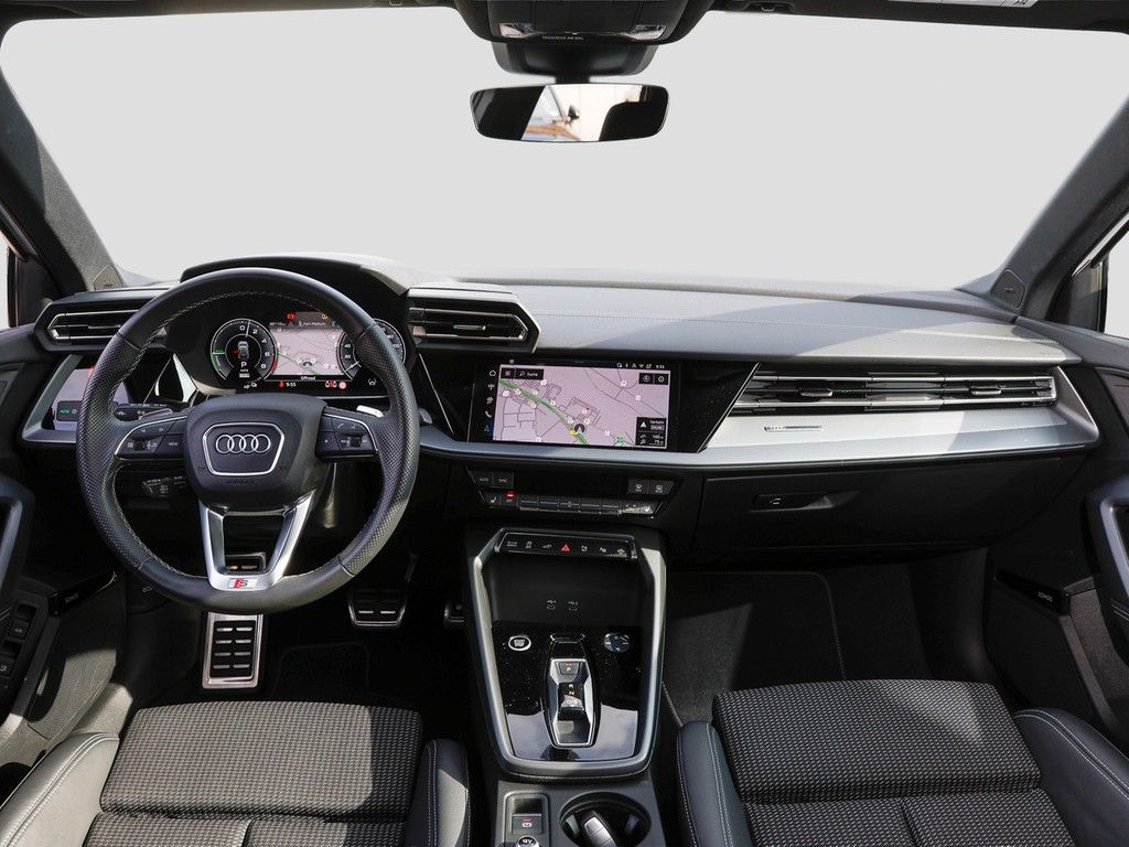 Audi A3 Sportback 45 TFSIe S line Navi Matrix ACC AHK foto 12