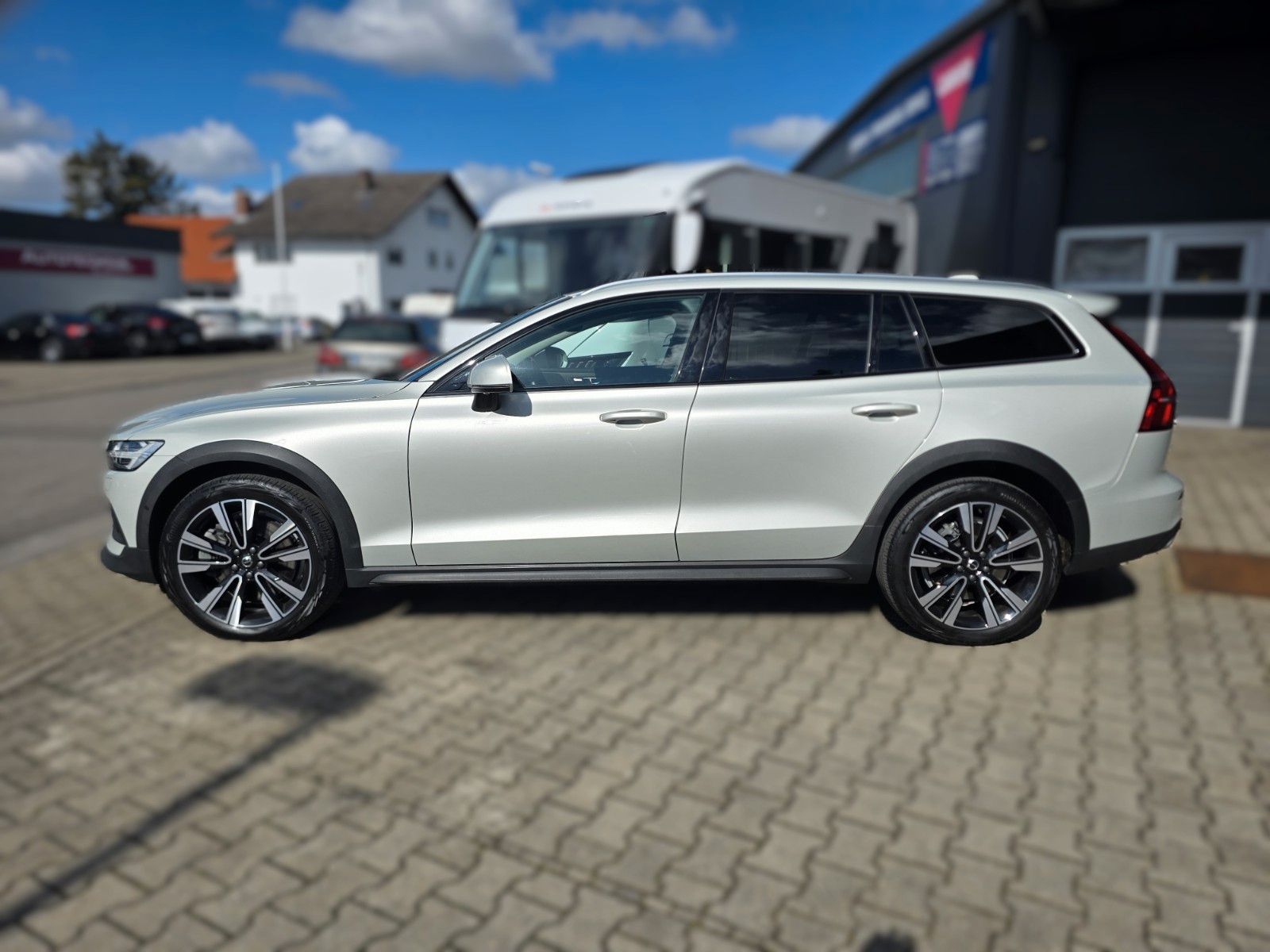 Volvo V60 Cross Country Pro AWD Navi Leder,360° Kamera foto 8
