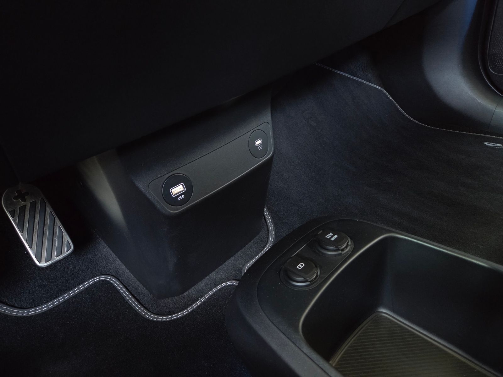Fahrzeugabbildung Kia EV6 GT-Line 77,4 kWh 2WD WP MERIDIAN HUD 360°