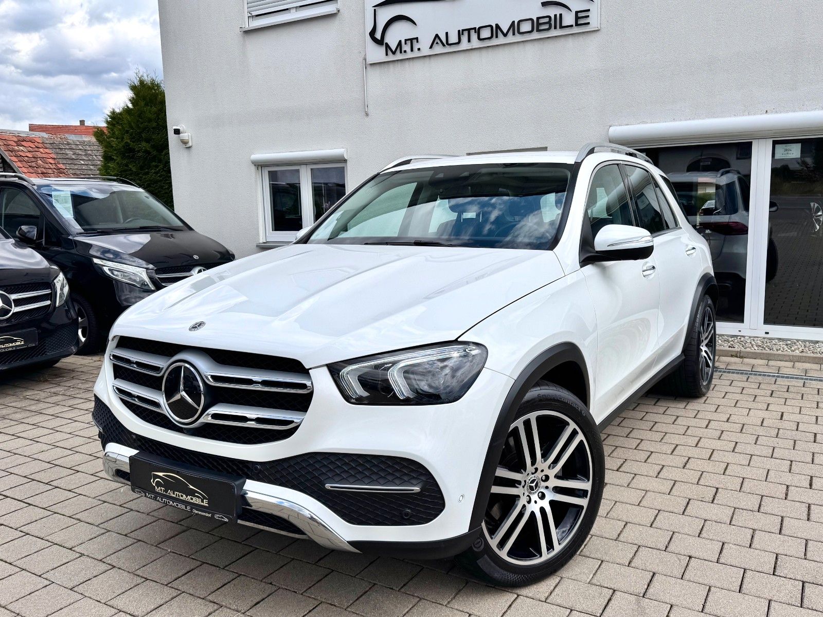 Mercedes-Benz GLE 300*4M*EXCLUSIVE 21*AHK*NAVI*LED*DISTR+*360° foto 1