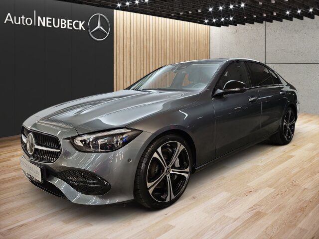 Mercedes-Benz C 300 d AVANTGARDE/Pano/AHK/Standheiz./HUD/Night