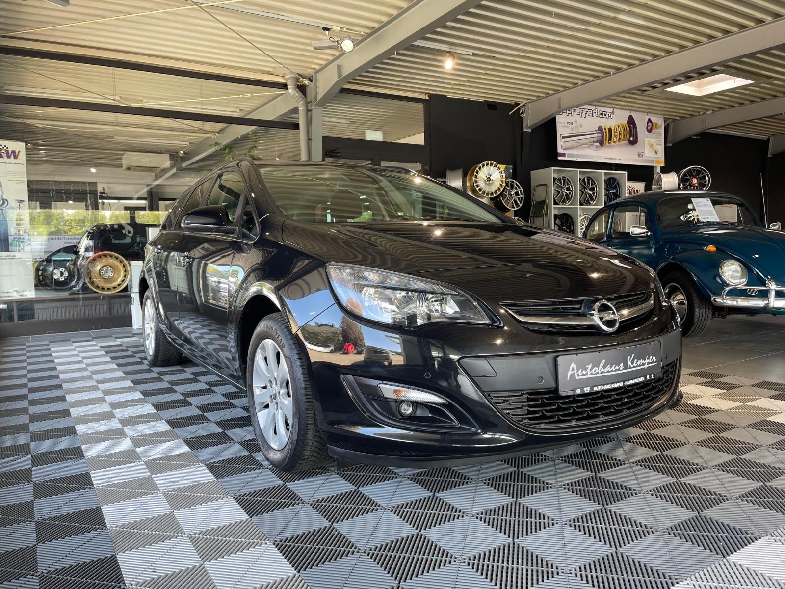 Opel Astra J Sports Tourer Style "SHZ"Klima*Tempomat