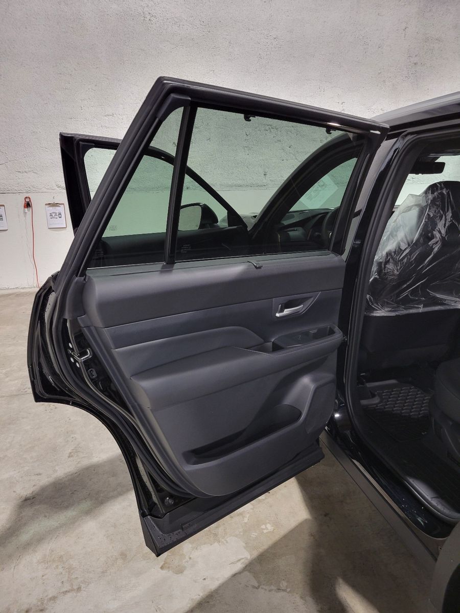Fahrzeugabbildung Toyota GRAND Platinum Max T1: 68.000 EURO