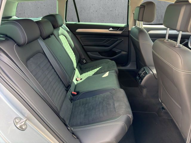 Passat Variant Elegance 2.0 TDI Bluetooth Navi